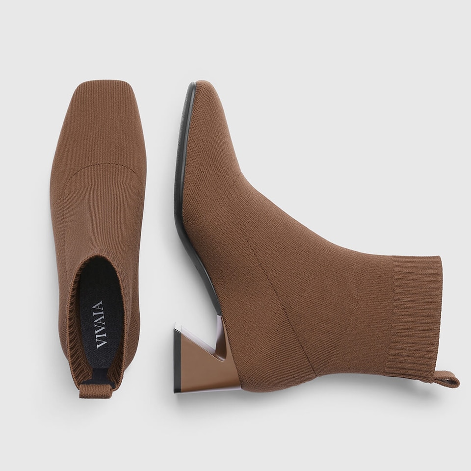 Regina Boots in Chocolate Brown | Women's Sustainable and Stylish Shoes | VIVAIA
