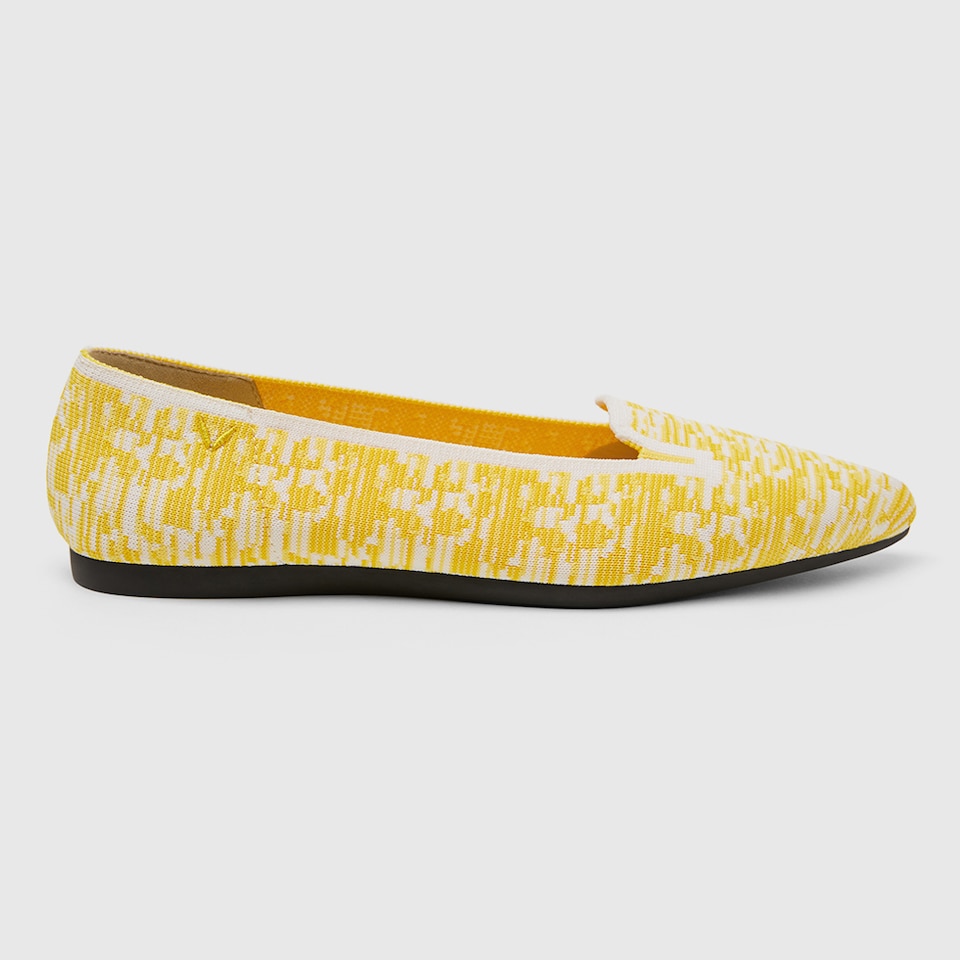 Manon Pointy Flats in Lemon Tie-Dye | Women's Sustainable, Washable and Stylish Shoes | VIVAIA