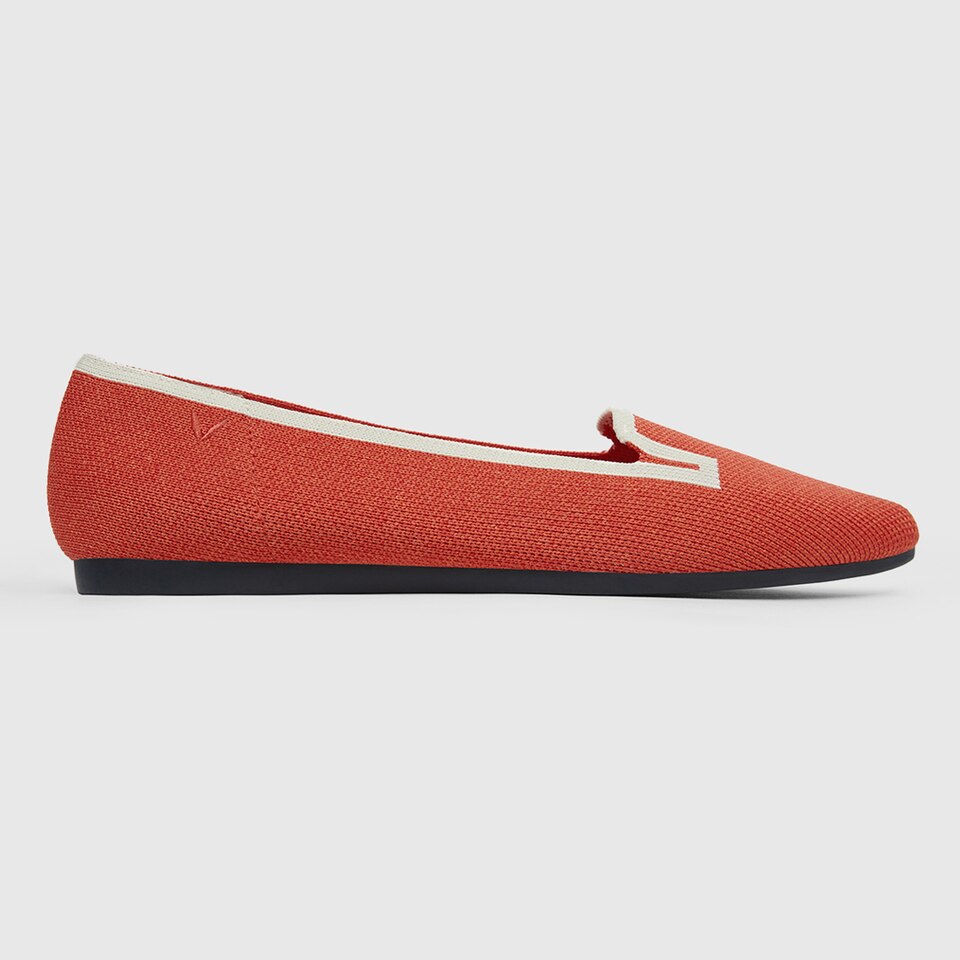 Manon Pointy Flats in Carrot Orange | Women's Sustainable, Washable and Stylish Shoes | VIVAIA