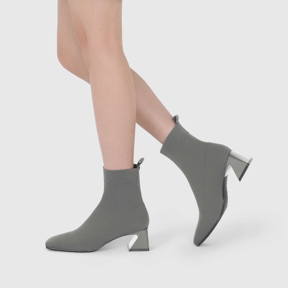 Regina Boots in Sparkling Silver | Women's Sustainable and Stylish Black Shoes | VIVAIA