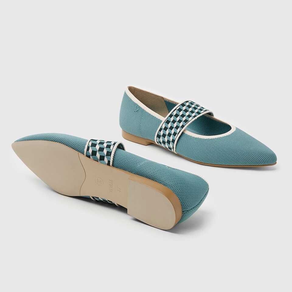 Bona Pointy Flats in Coral Orange | Women's Sustainable and Stylish Shoes | VIVAIA