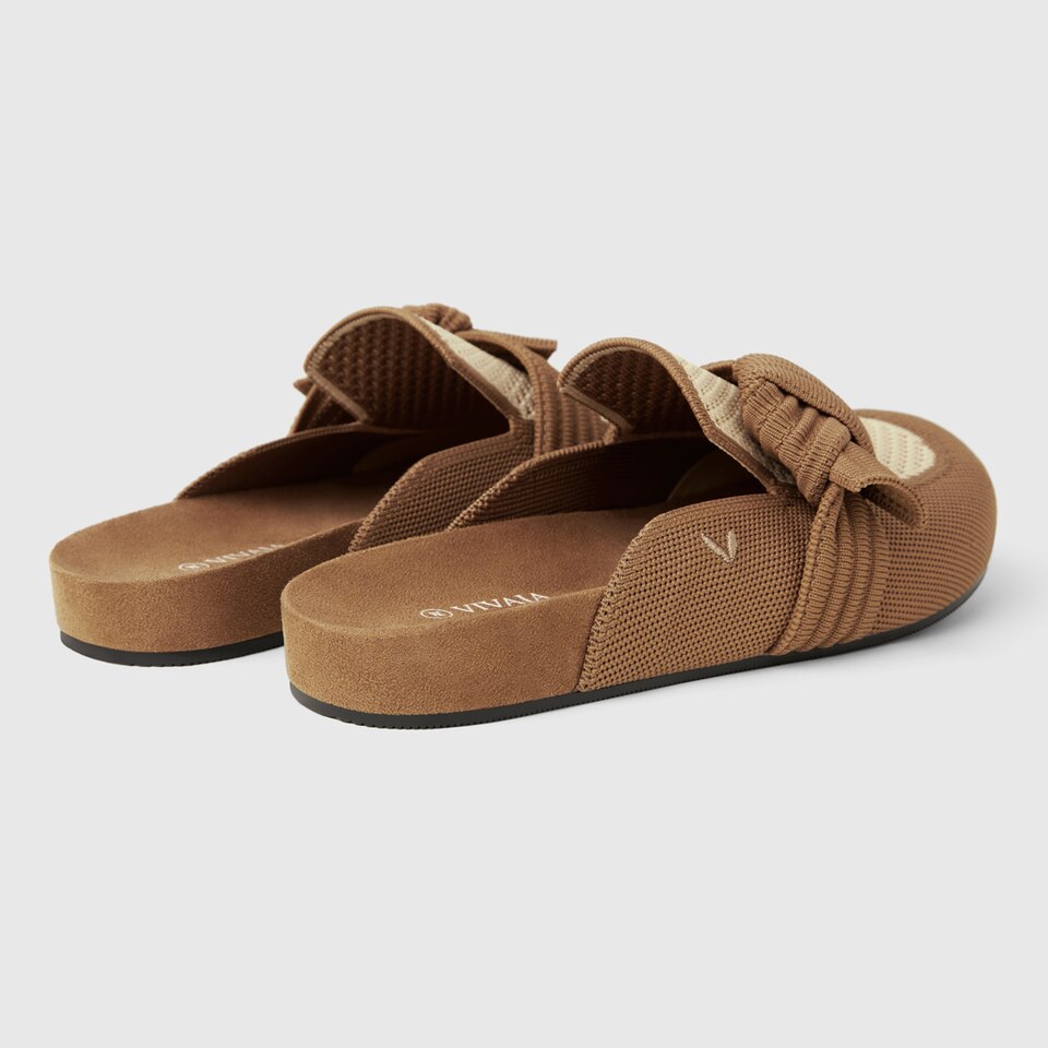 Lauren Round-toe Sandals in Tan Russet-Sustainable & Washable | VIVAIA