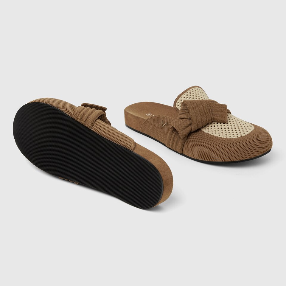 Lauren Round-toe Sandals in Tan Russet-Sustainable & Washable | VIVAIA