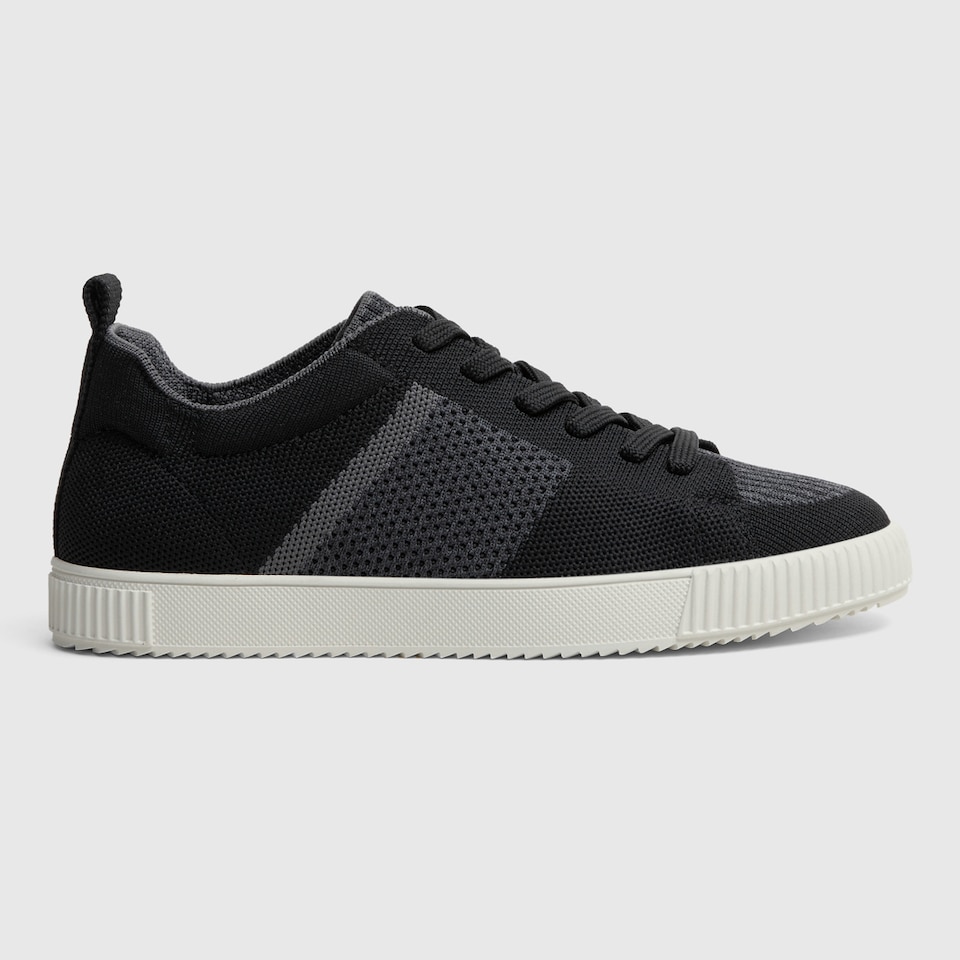 Evermore Round-toe Sneakers in Deep Ebony | Women's Sustainable, Washable and Stylish Shoes | VIVAIA