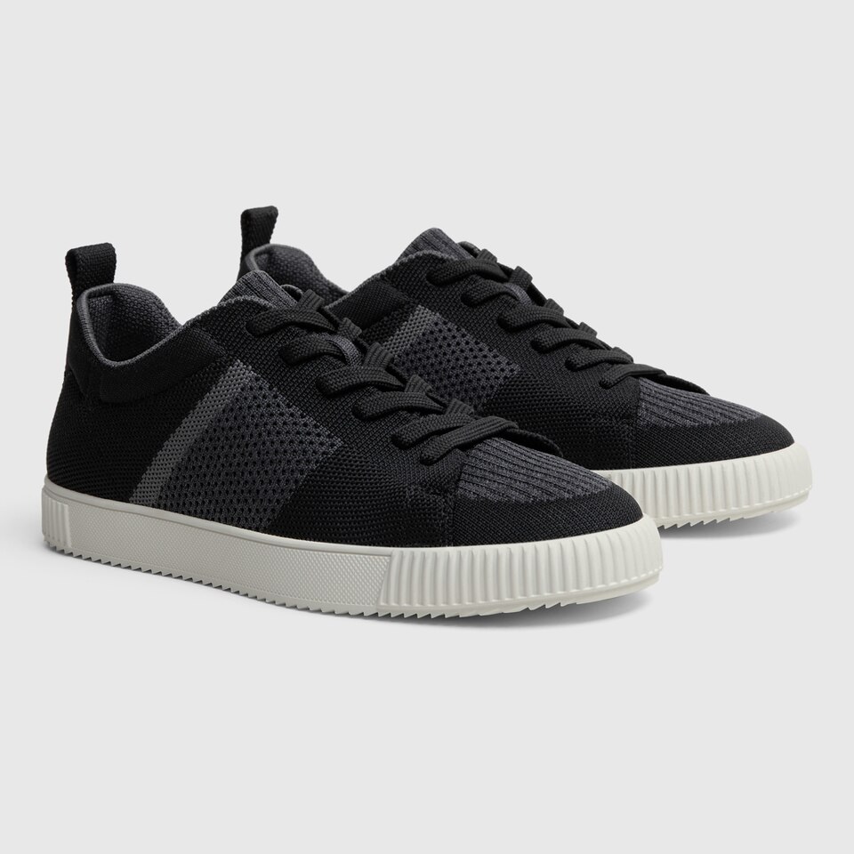 Evermore Round-toe Sneakers in Deep Ebony | Women's Sustainable, Washable and Stylish Shoes | VIVAIA