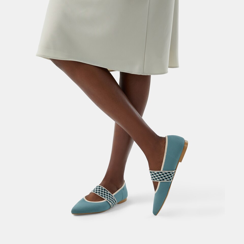 Bona Pointy Flats in Coral Orange | Women's Sustainable and Stylish Shoes | VIVAIA