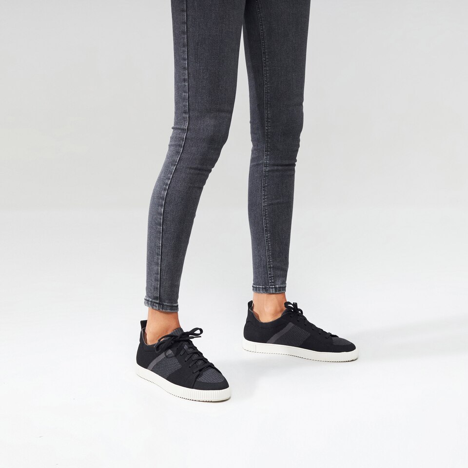 Evermore Round-toe Sneakers in Deep Ebony | Women's Sustainable, Washable and Stylish Shoes | VIVAIA