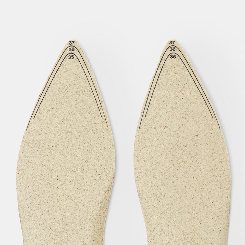 Breathable Pointed-toe Insoles in Denim Blue | Accessories | VIVAIA