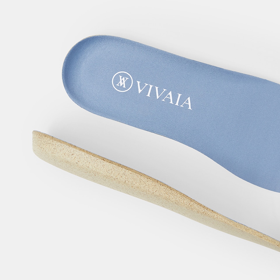 Breathable Pointed-toe Insoles in Denim Blue | Accessories | VIVAIA