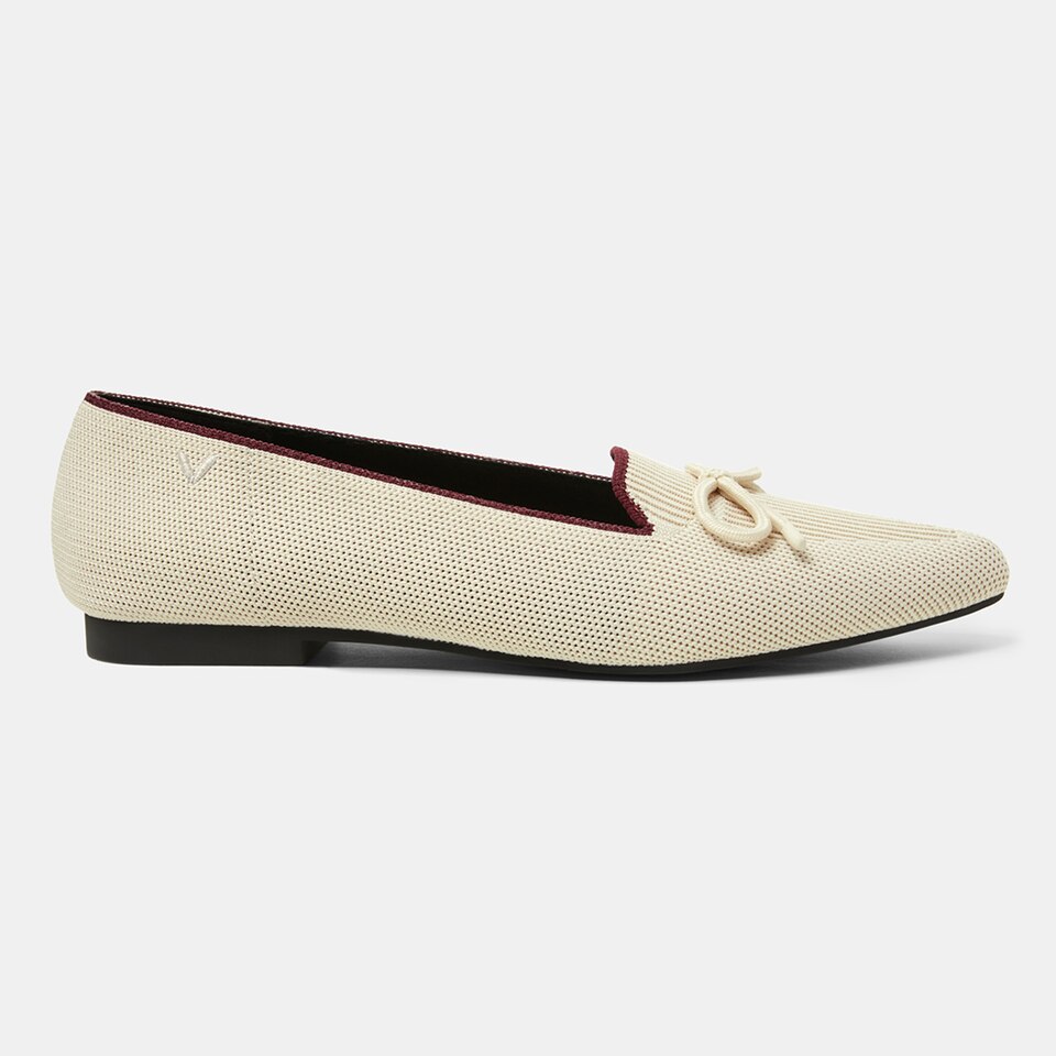 Eartha Pointy Flats in Cream Ivory | Women's Sustainable, Washable and Stylish Shoes | VIVAIA