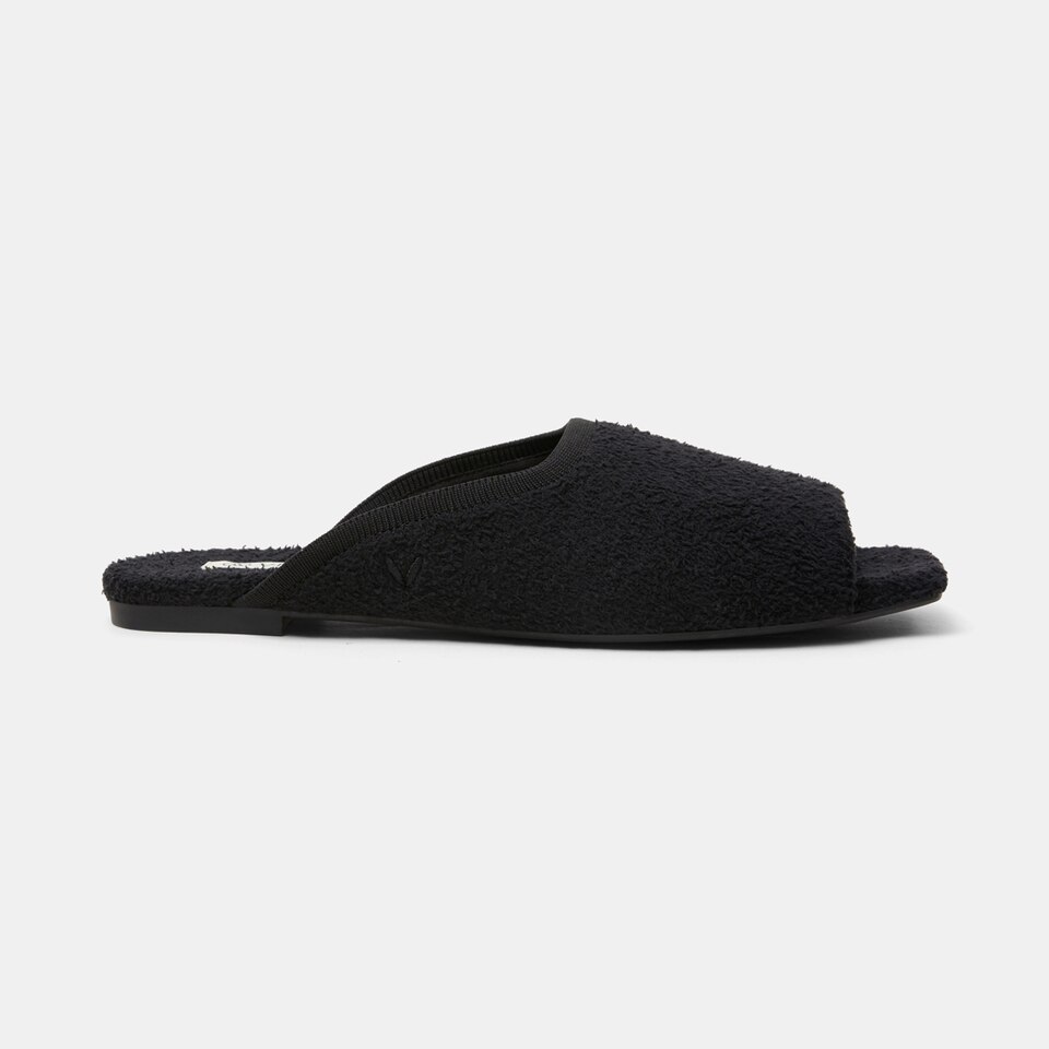 Helen Mules in Black | Women's Sustainable and Stylish Shoes | VIVAIA