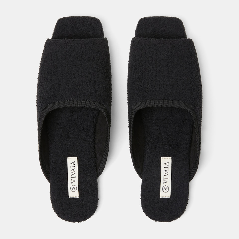 Helen Mules in Black | Women's Sustainable and Stylish Shoes | VIVAIA