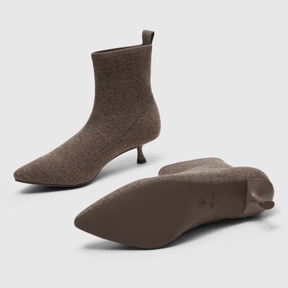 Naomi Wool Pointy Kitten Heel Boots in Coffee Grey | Women's Sustainable and Stylish Shoes | VIVAIA