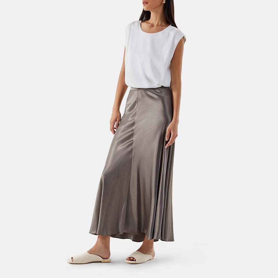 Helen Mules in Cream Ivory | Women's Sustainable and Stylish Shoes | VIVAIA