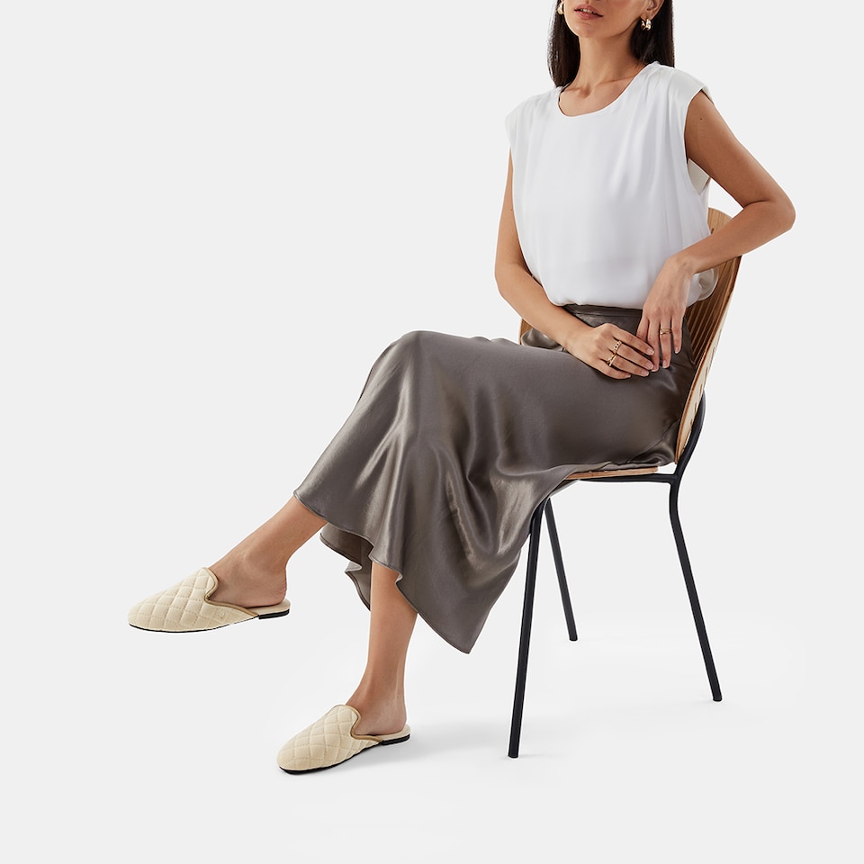 Sherry Round-toe Mules in Cream Ivory | Women's Sustainable, Washable and Stylish Shoes | VIVAIA