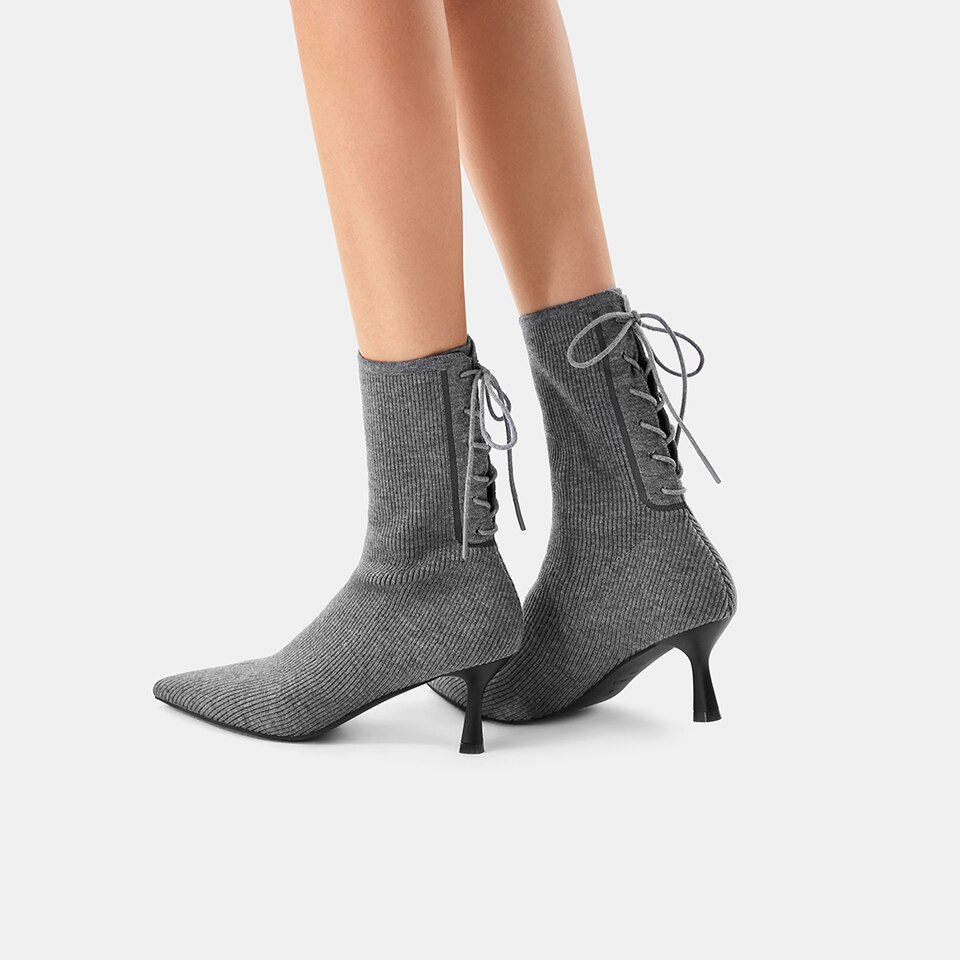 Phoebe Kitten Heel Boots in Black | Women's Sustainable and Stylish Shoes | VIVAIA