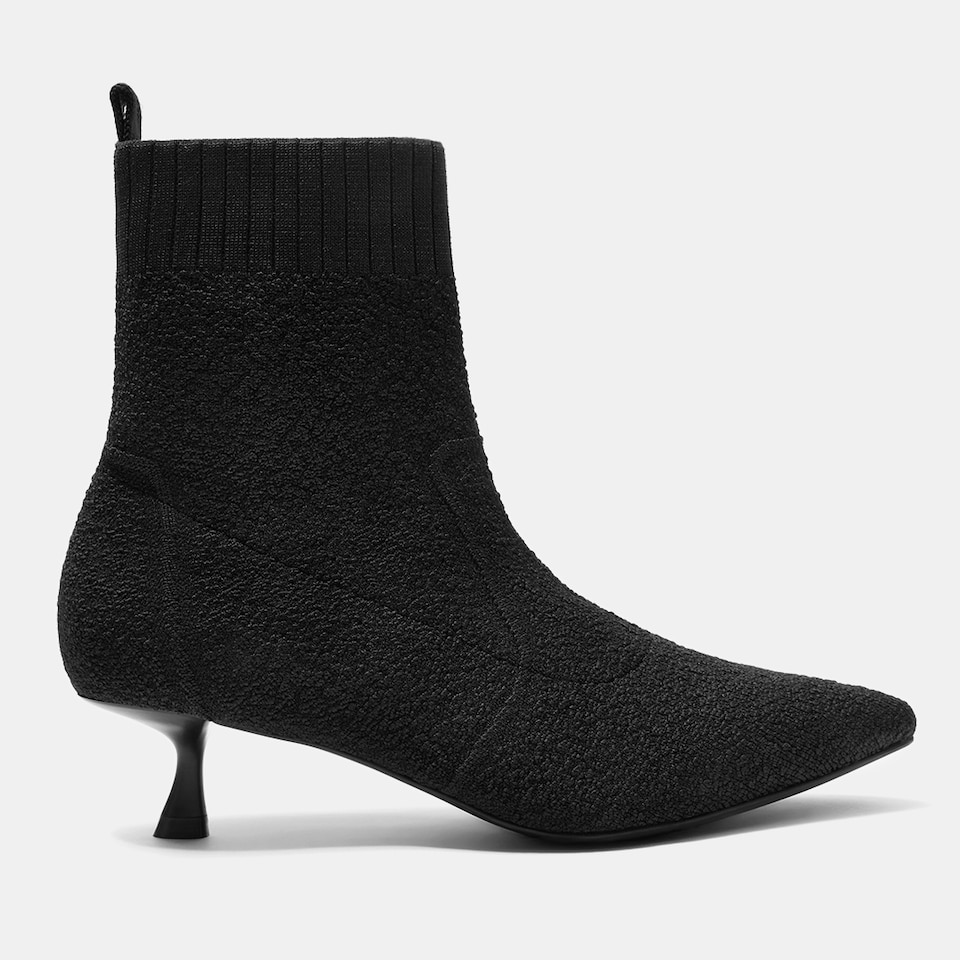 Louise Pointy Kitten Heel Boots in Solid Black | Women's Sustainable and Stylish Shoes | VIVAIA