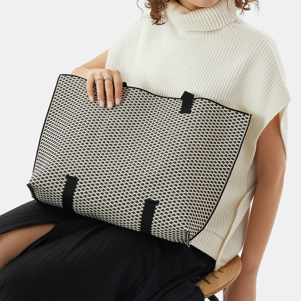 Zaneta Tote Bag in Diamond | Women's Sustainable, Washable and Stylish Bags | VIVAIA