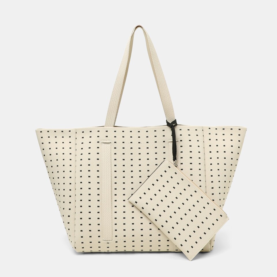 Hallie Tote Bag in Polka Dots-Women's Sustainable, Washable Bags | VIVAIA