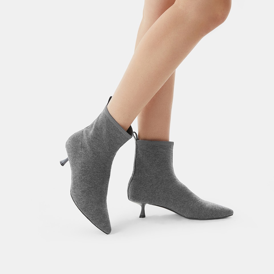Naomi Wool Pointy Kitten Heel Boots in Rich Grey | Women's Sustainable and Stylish Shoes | VIVAIA