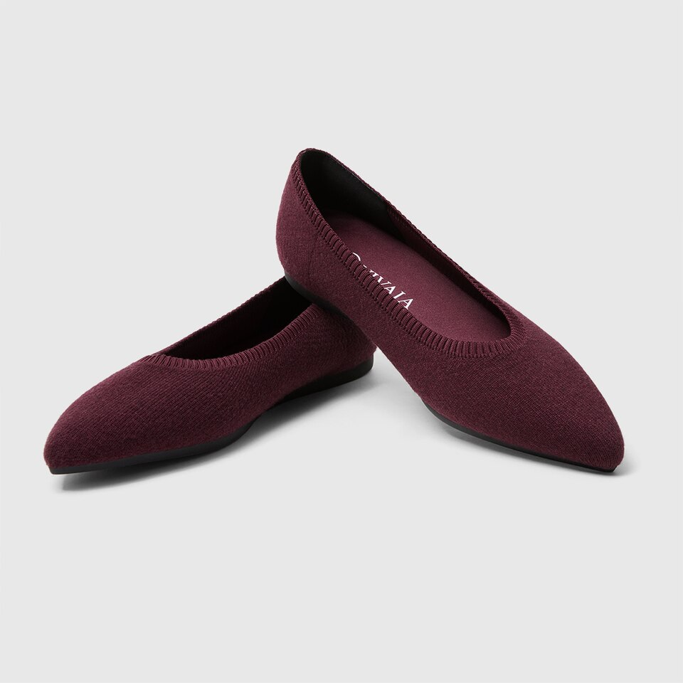 Aria Pointy Wool Flats in Garnet Red | Women's Sustainable,Washable and Stylish Shoes | VIVAIA