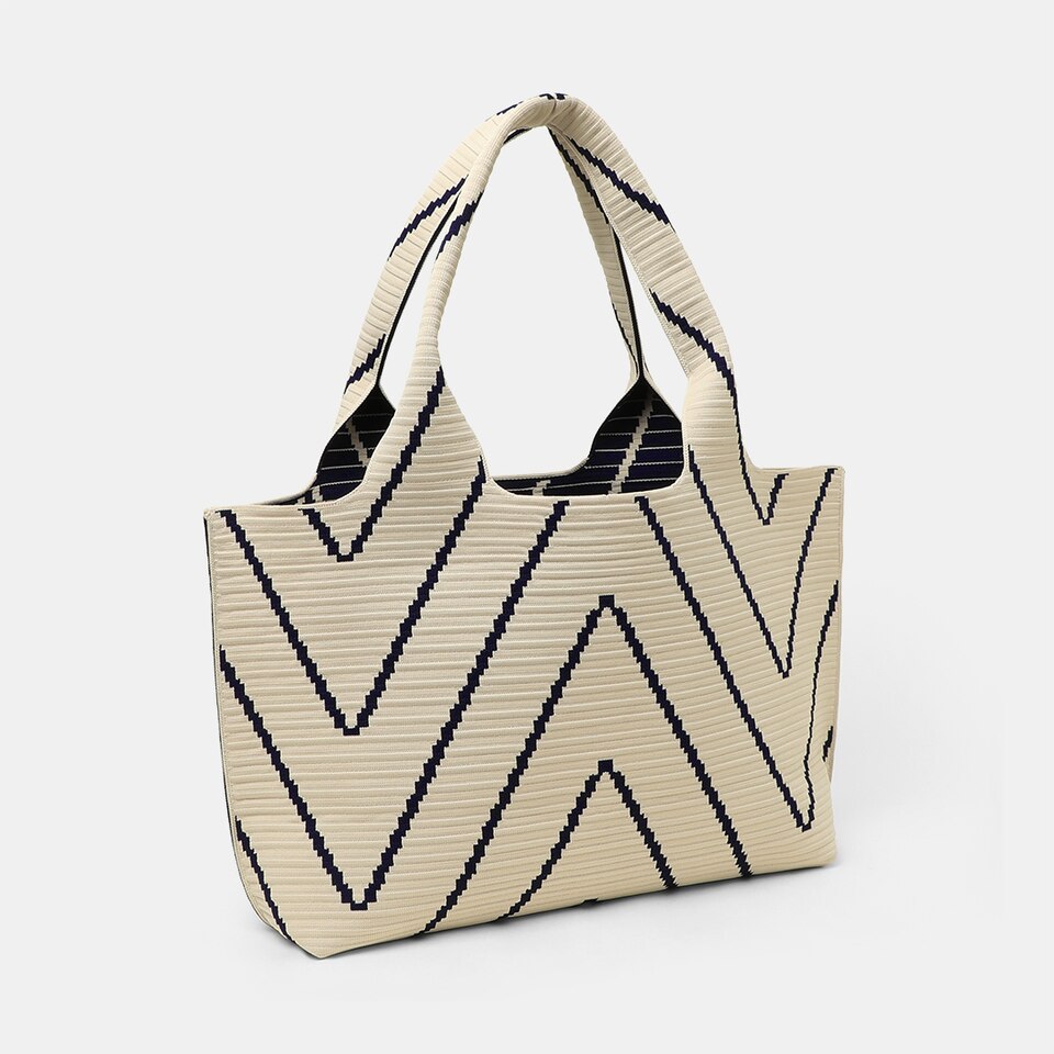 Wallace Tote Bag in Chevron | Women's Sustainable, Washable and Stylish Bags | VIVAIA