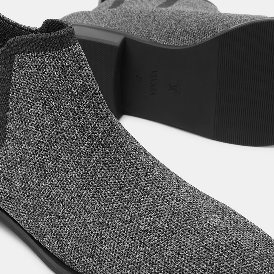 Ryan Chelsea Heeled Boots in Rich Grey- Women's Sustainable and Stylish Shoes | VIVAIA