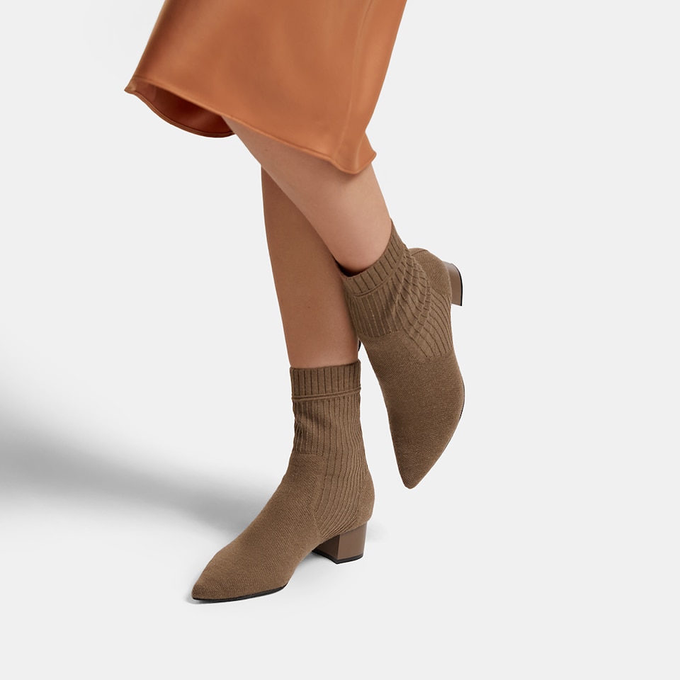 Yedda Pointy Block Heel Wool Boots in Tan Russet | Women's Sustainable and Stylish Shoes | VIVAIA