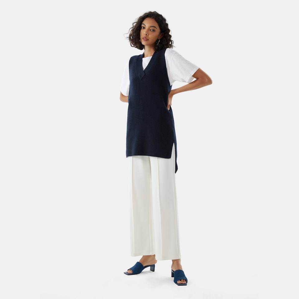 Zamia Merino Wool V-neck Vest in Dark Blue | Women's Organic, Sustainable and Stylish Knitwears | Clothing | VIVAIA
