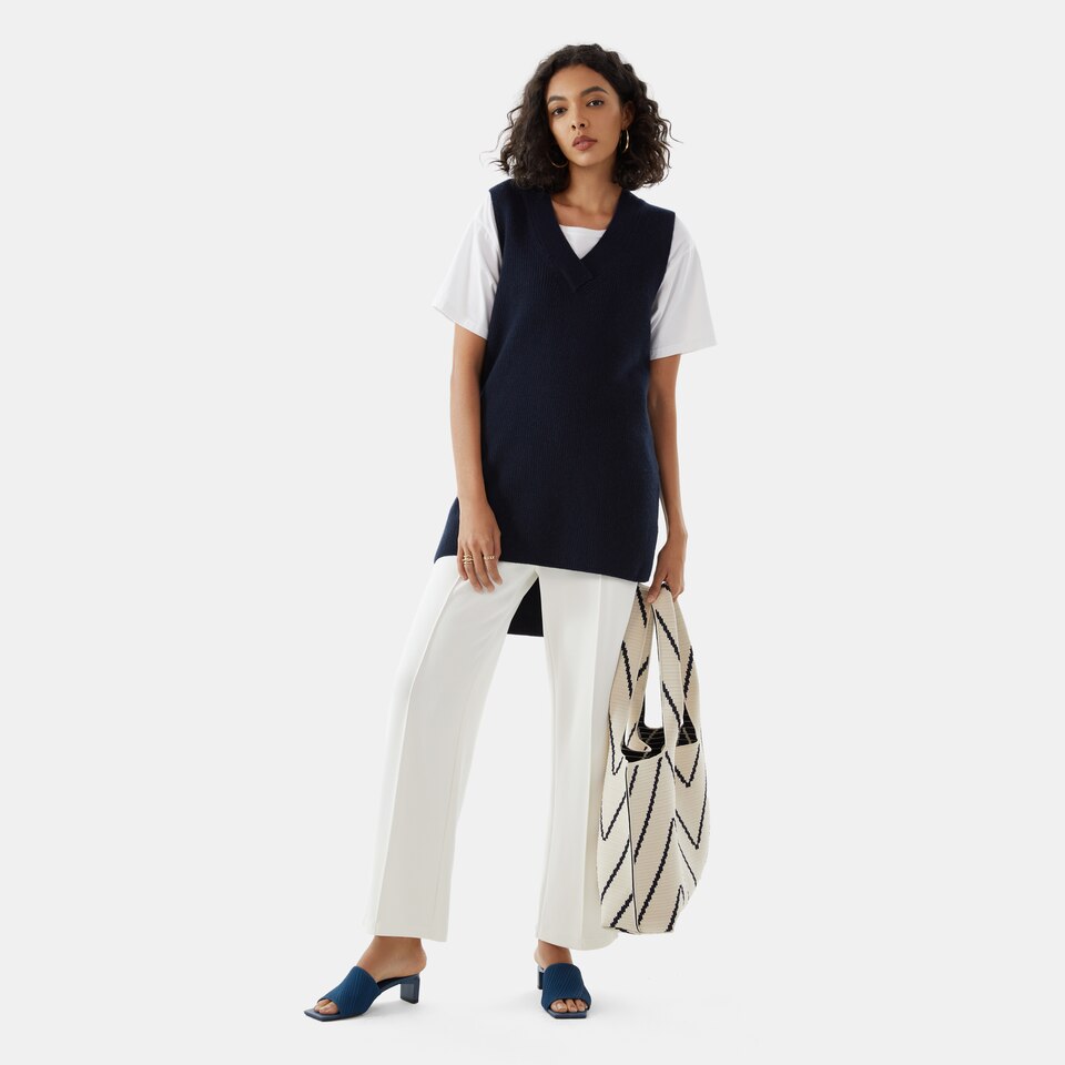 Zamia Merino Wool V-neck Vest in Dark Blue | Women's Organic, Sustainable and Stylish Knitwears | Clothing | VIVAIA