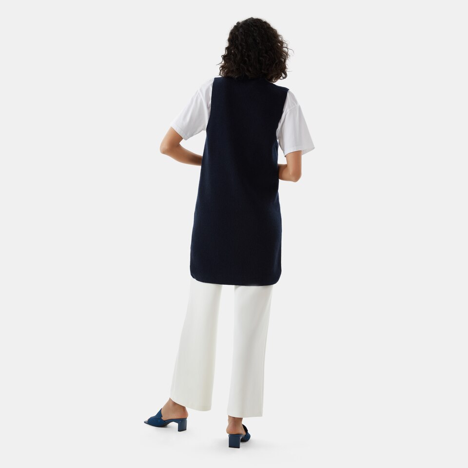 Zamia Merino Wool V-neck Vest in Dark Blue | Women's Organic, Sustainable and Stylish Knitwears | Clothing | VIVAIA