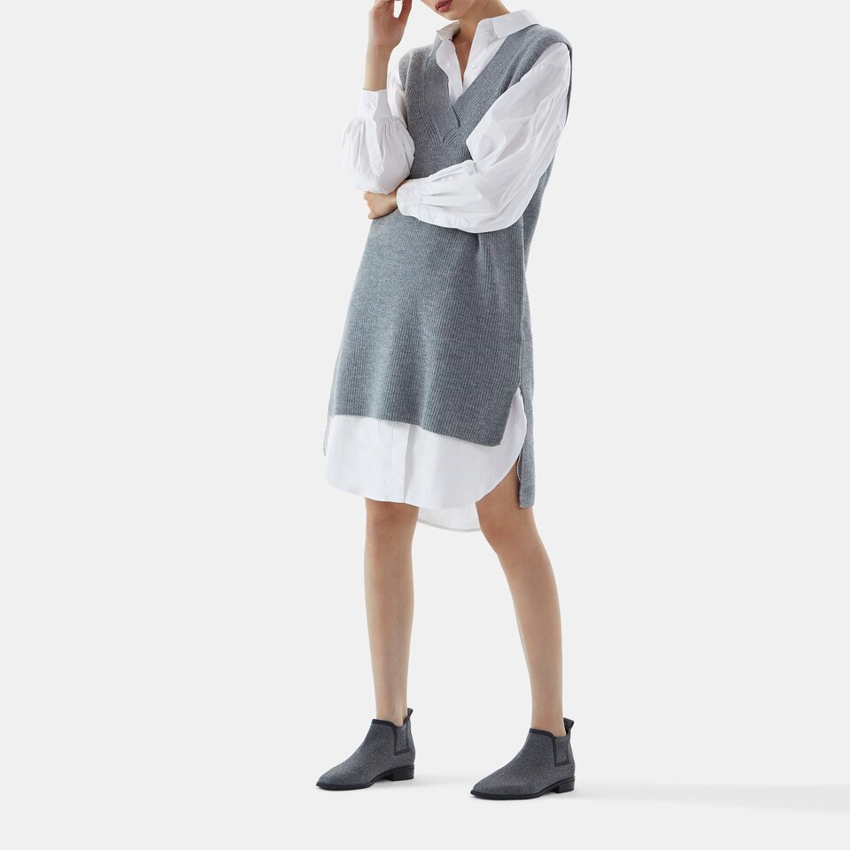 Ryan Chelsea Heeled Boots in Rich Grey- Women's Sustainable and Stylish Shoes | VIVAIA