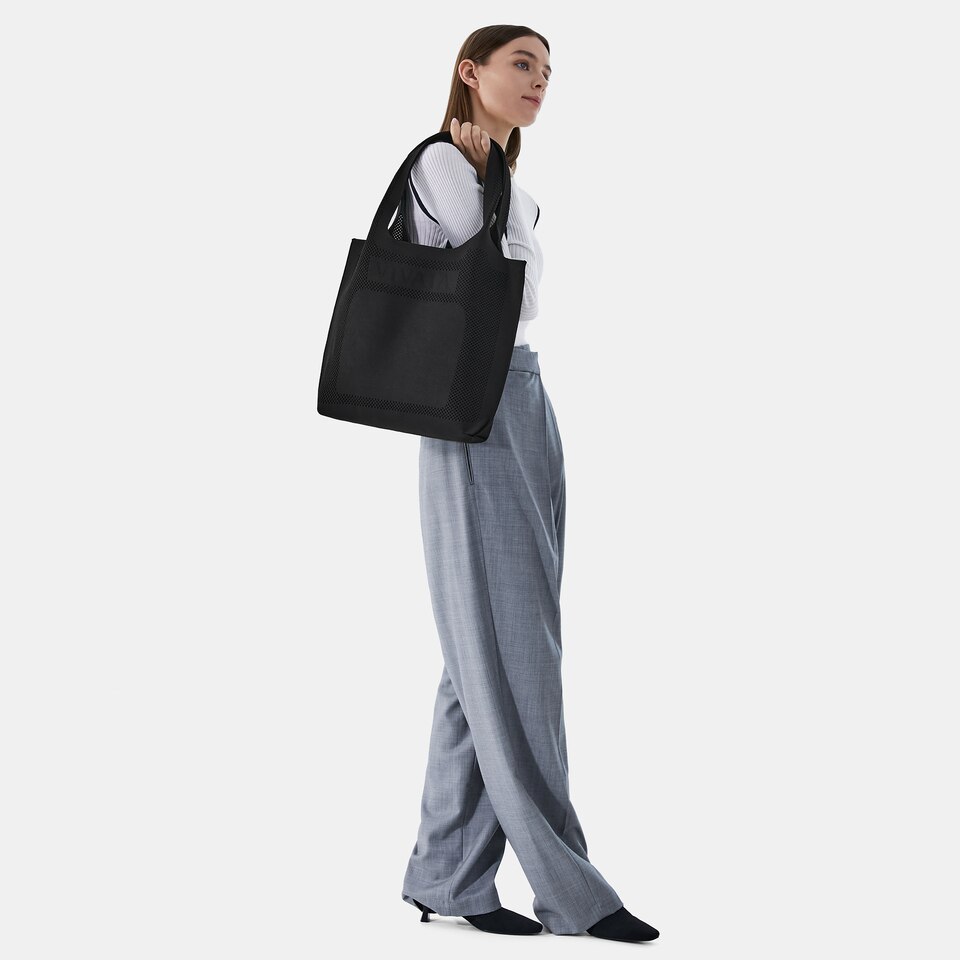 Zahara Tote Bag in Black | Women's Sustainable, Washable and Stylish Bags | VIVAIA