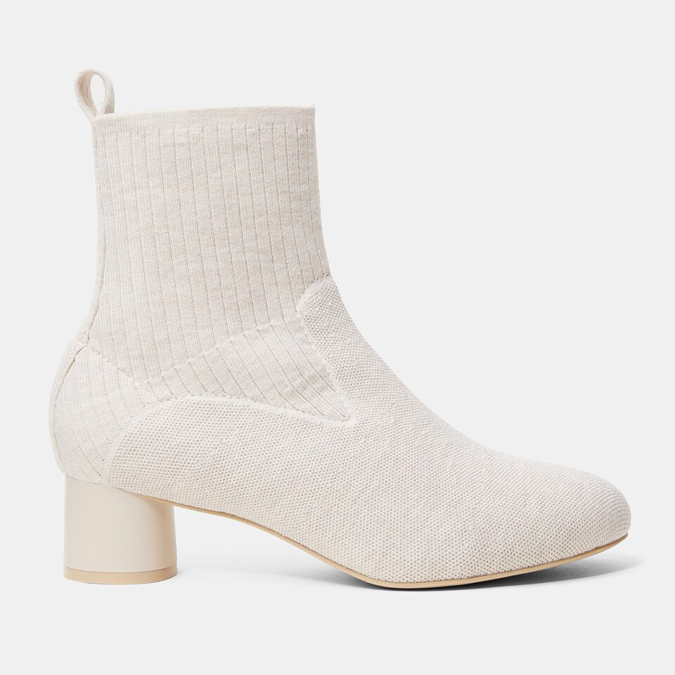 Zoe Wool Round-toe Boots in Cream Ivory | Women's Sustainable and Stylish Shoes | VIVAIA