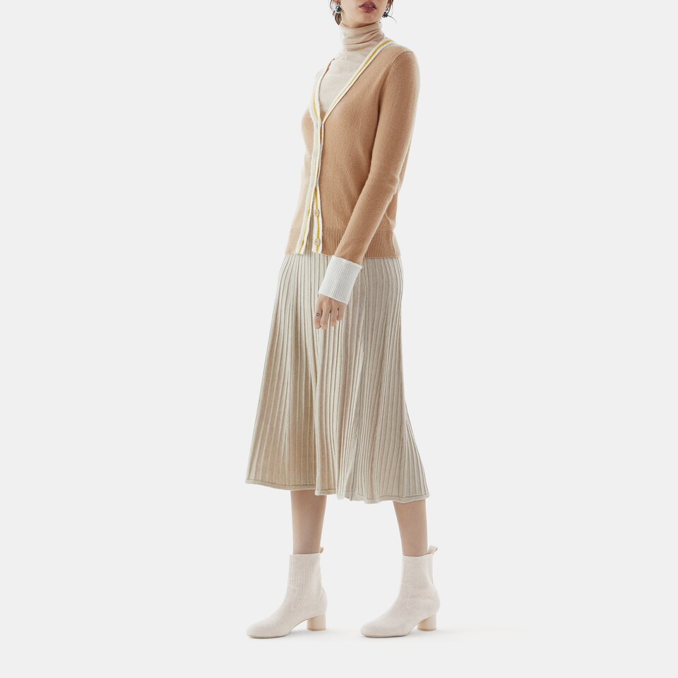 Zoe Wool Round-toe Boots in Cream Ivory | Women's Sustainable and Stylish Shoes | VIVAIA