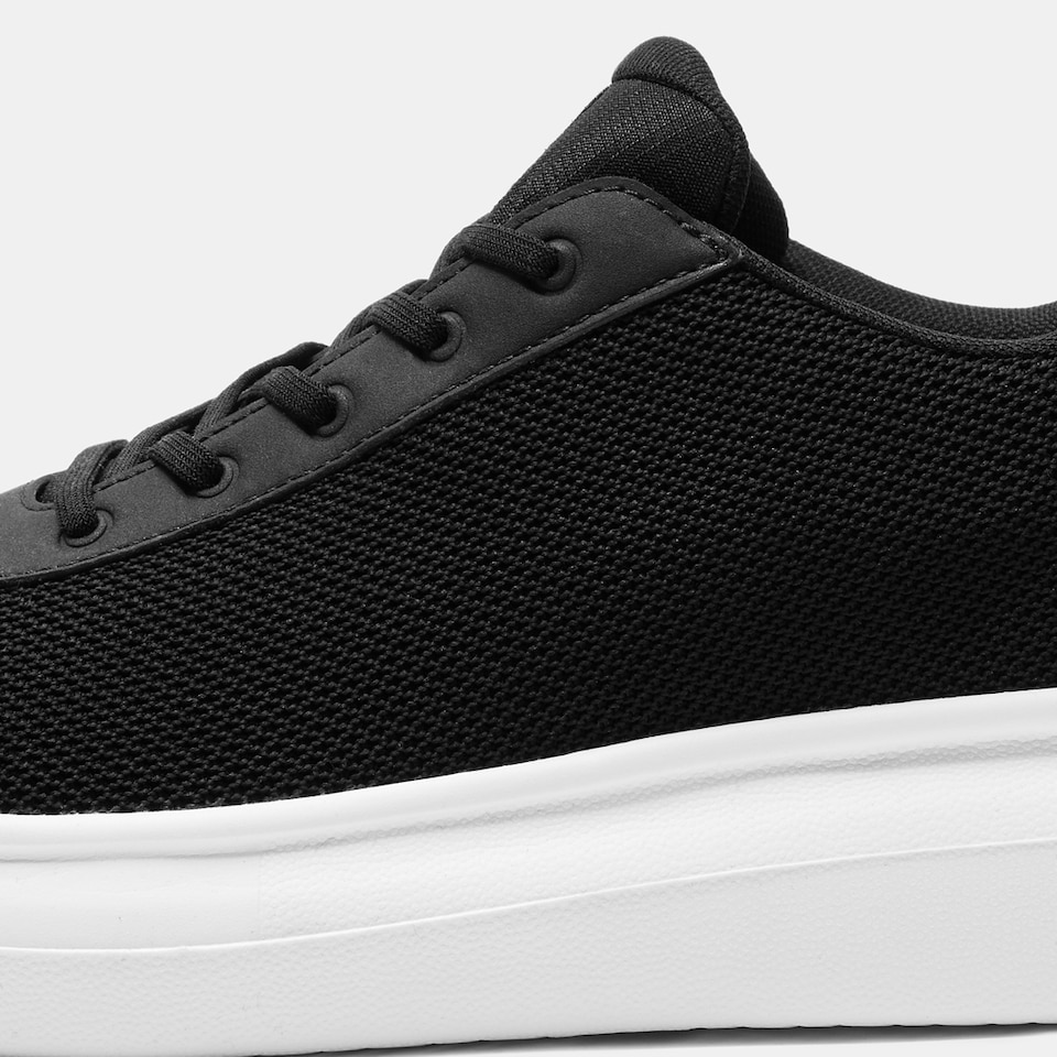 Billy Lace-up Water-resistant Sneakers in Black White | VIVAIA