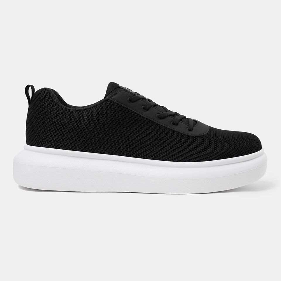 Billy Lace-up Water-resistant Sneakers in Black White | VIVAIA