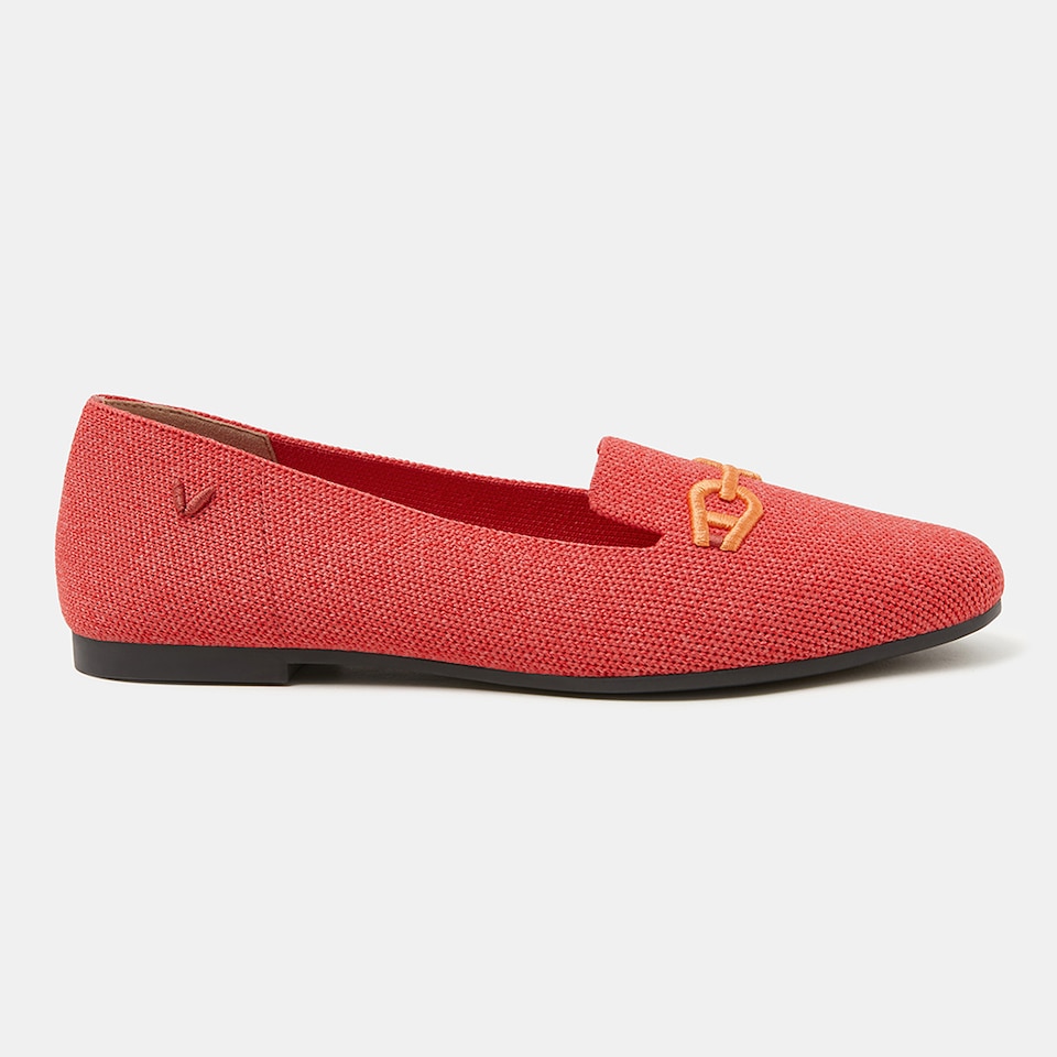 Eileen Loafers in Ferrari Red-Women's Everyday Work Loafer Shoes | VIVAIA