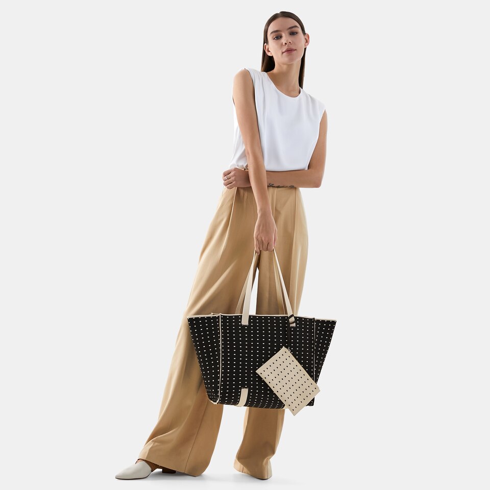 Hallie Tote Bag in Polka Dots-Women's Sustainable, Washable Bags | VIVAIA