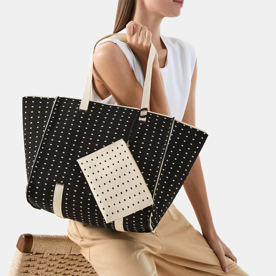 Hallie Tote Bag in Polka Dots-Women's Sustainable, Washable Bags | VIVAIA