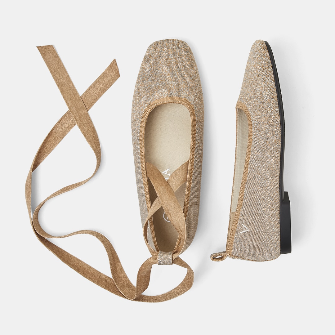 chic merry sandals
