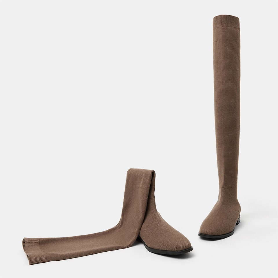 Happer Wool Square-toe Boots in Tan Russet | Women's Sustainable and Stylish Shoes | VIVAIA