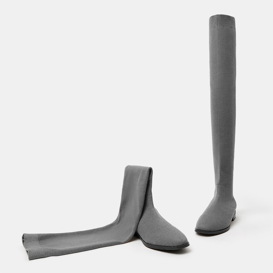 Happer Wool Square-toe Boots in Rich Grey | Women's Sustainable and Stylish Shoes | VIVAIA