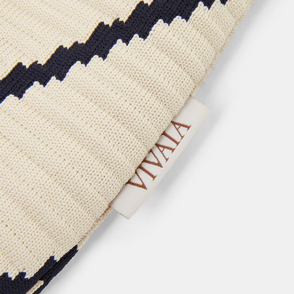 Colette Bucket Tote Bag in Ivory Chervon | Women's Sustainable, Washable and Stylish Knitbags | VIVAIA