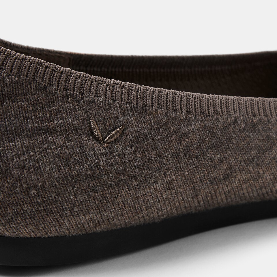 Aria Wool Pointy Flats in Tan Russet | Women's Sustainable,Washable and Stylish Shoes | VIVAIA