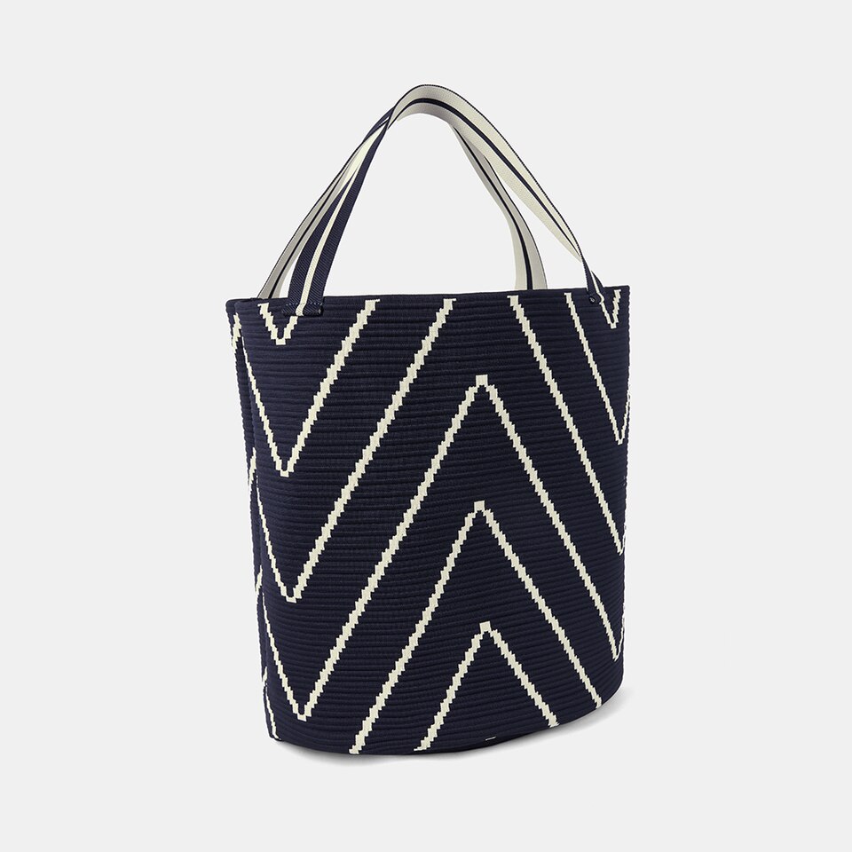 Colette Bucket Tote Bag in Blue Beige | Women's Sustainable, Washable and Stylish Knitbags | VIVAIA