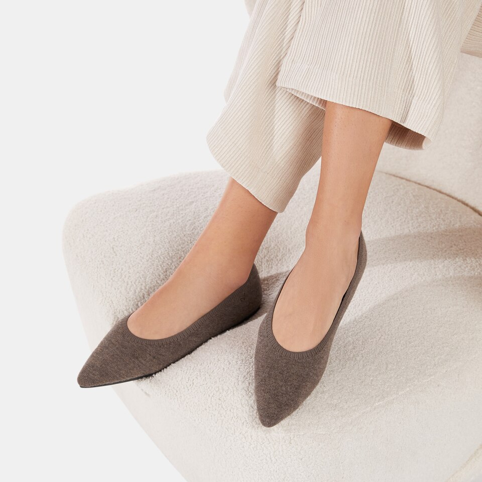 Aria Wool Pointy Flats in Tan Russet | Women's Sustainable,Washable and Stylish Shoes | VIVAIA