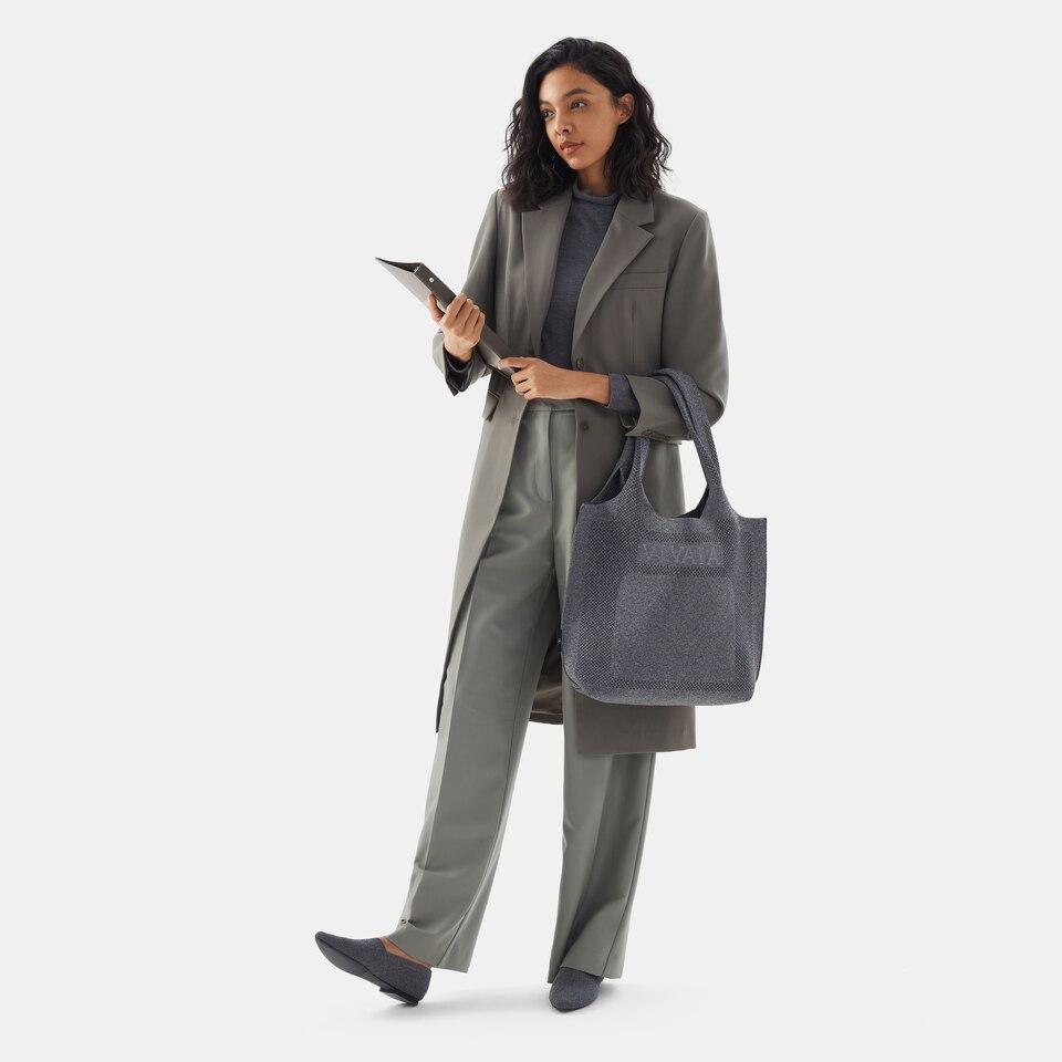 Zahara Tote in Rich Grey | Women's Sustainable, Washable and Stylish Knitbags | Accessories | VIVAIA
