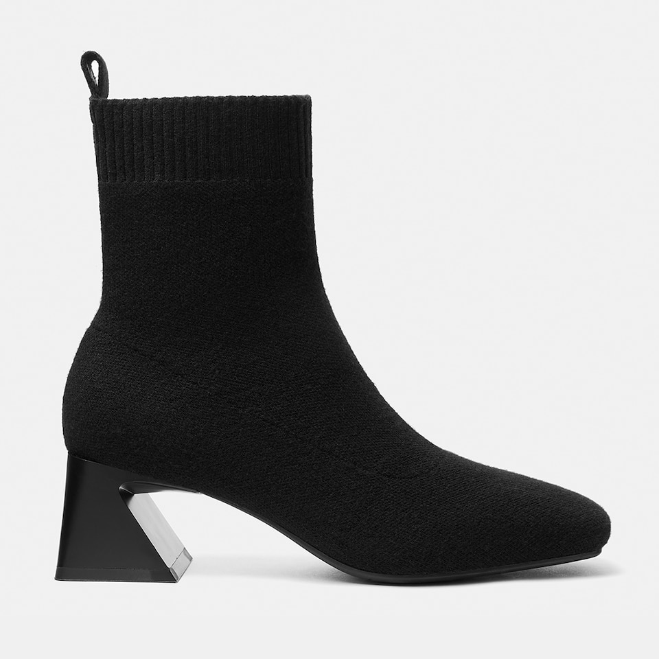 Regina Wool Boots in Black | Women's Sustainable and Stylish Shoes | VIVAIA