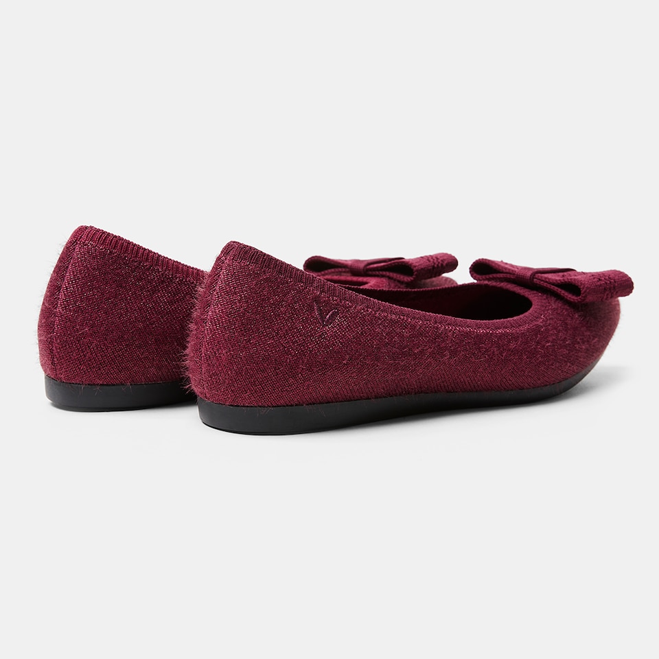 Aria Holiday Edition Pointy Flats in Bordeaux Red | Women's Sustainable,Washable and Stylish Shoes | VIVAIA
